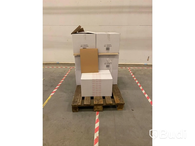 Ca 7 x 100 st kartongpåsar från ColomPac